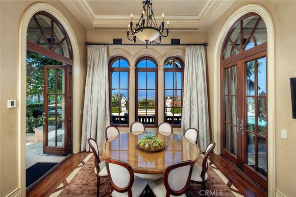Chandelier, Dining room, Interior, Wood Texture Flooring