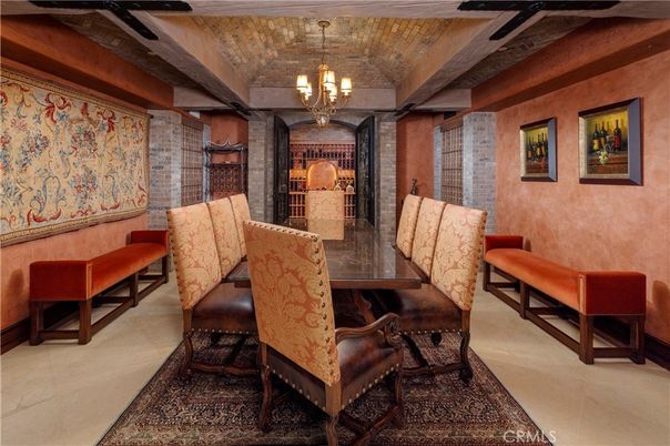 Chandelier, Dining room, Interior