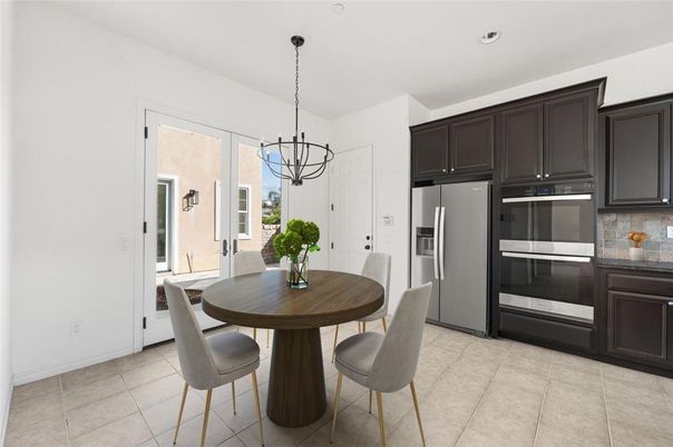 Chandelier, Dining room, Interior, Kitchen, Pendant Lights, Recessed Lighting