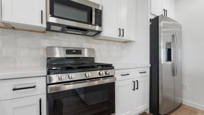 Interior, Kitchen, Stainless Steel Appliances, Wood Texture Flooring