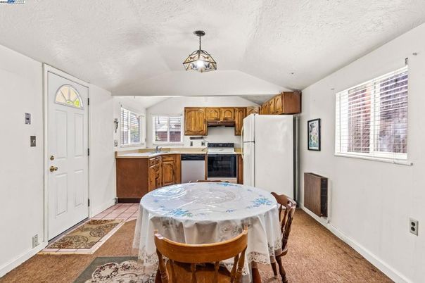 Dining room, Interior, Kitchen, Pendant Lights