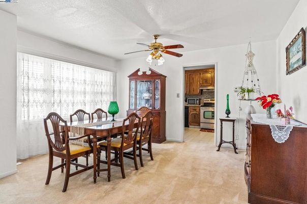 Dining room, Interior, Kitchen, Pendant Lights
