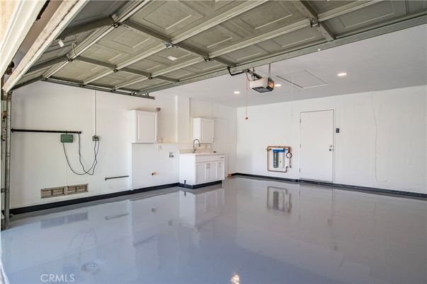 Garage, Interior, Recessed Lighting, Washer