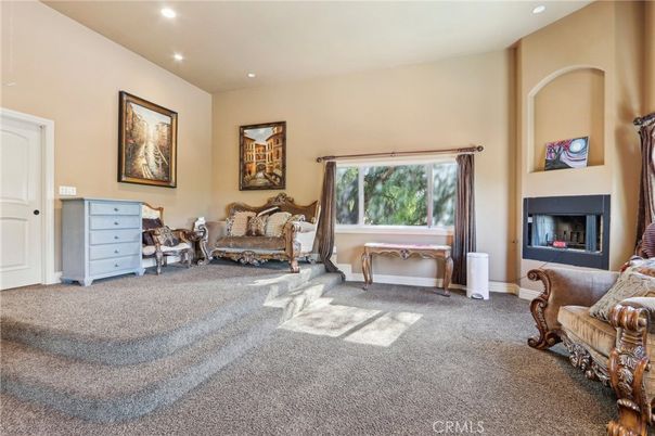 Fireplace, Interior, Recessed Lighting