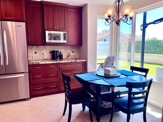 Chandelier, Dining room, Interior, Kitchen