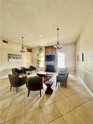 Chandelier, Fireplace, Interior, Living room, Pendant Lights, Recessed Lighting