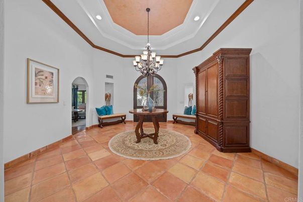 Chandelier, Interior, Recessed Lighting