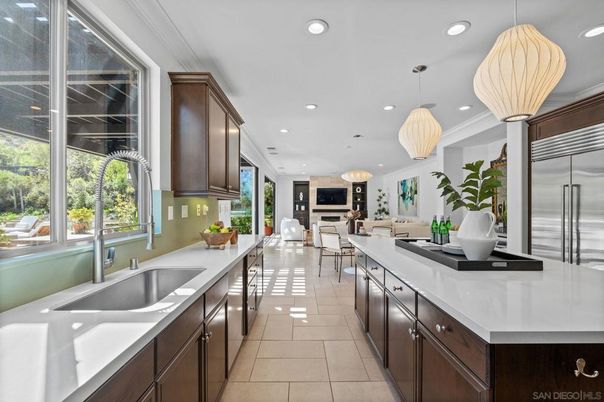 Dining room, Interior, Kitchen, Pendant Lights, Recessed Lighting, Stainless Steel Appliances
