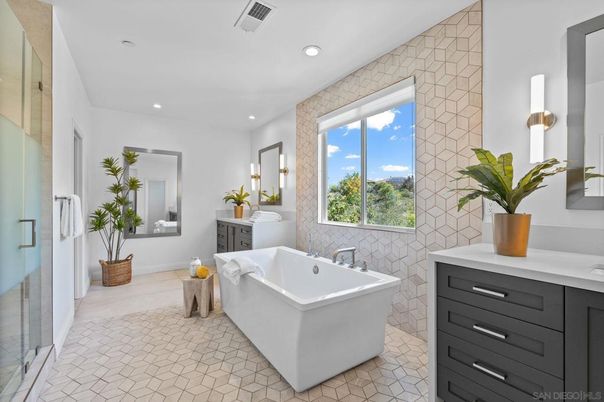 Bathroom, Dual Sink Vanities, Free Standing Baths, Interior, Recessed Lighting