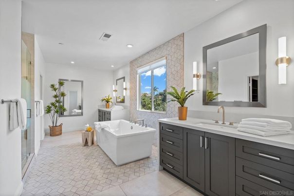 Bathroom, Dual Sink Vanities, Free Standing Baths, Interior, Recessed Lighting