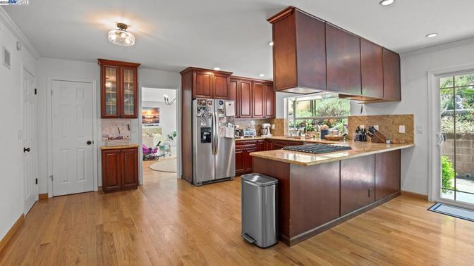 Interior, Kitchen, Recessed Lighting, Wood Texture Flooring