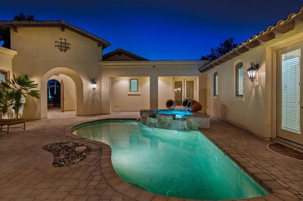 Exterior, Pool