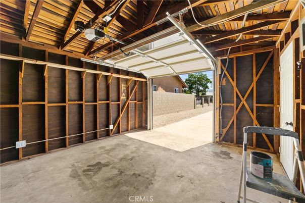 Garage, Interior, Wooden Beams, Wooden Ceilings