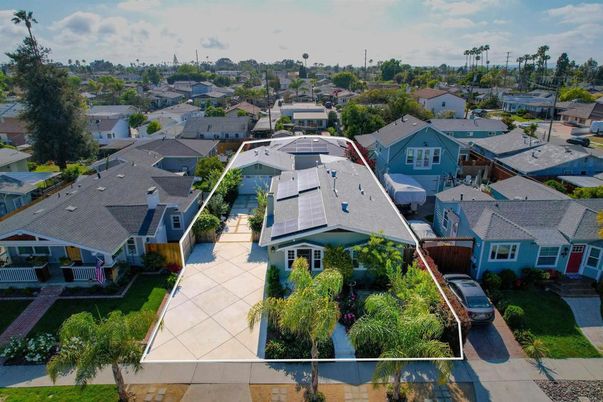 Exterior, Drone