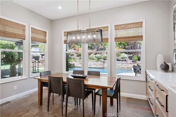 Dining room, Interior, Pendant Lights, Recessed Lighting, Water