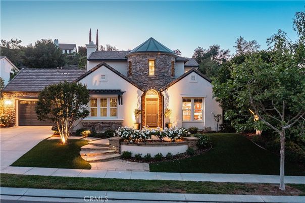 Attached, Exterior, Facade, French Provincial