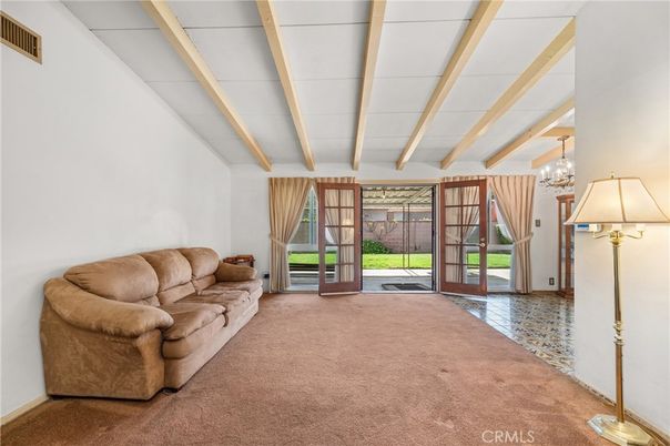 Chandelier, Empty room, Interior, Living room