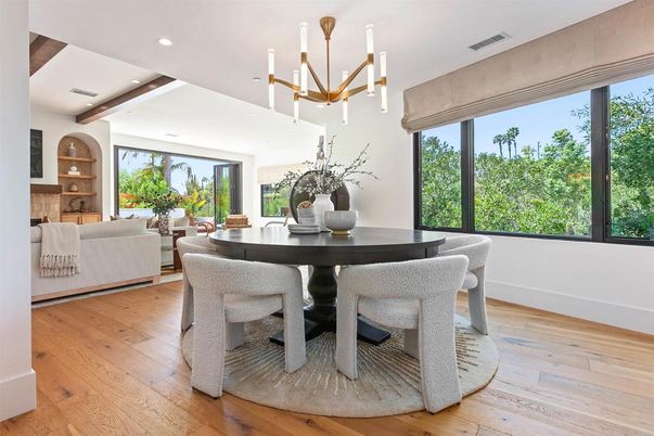 Chandelier, Dining room, Interior, Living room, Recessed Lighting, Wood Texture Flooring
