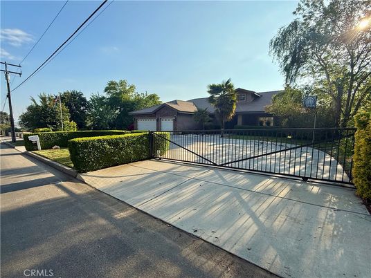 Exterior, Tennis Courts