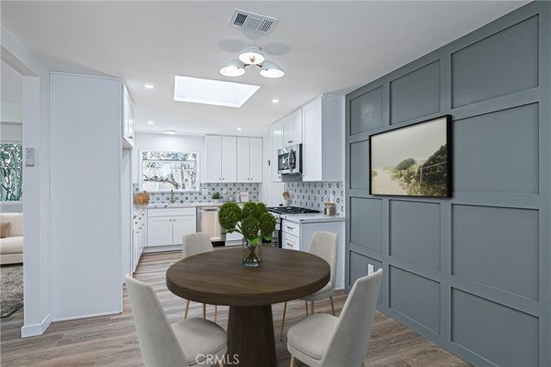Dining room, Interior, Kitchen, Recessed Lighting, Wood Texture Flooring