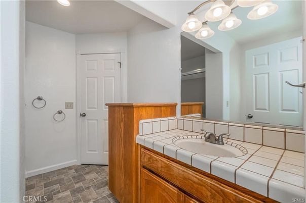 Bathroom, Interior, Recessed Lighting, Tile Countertops