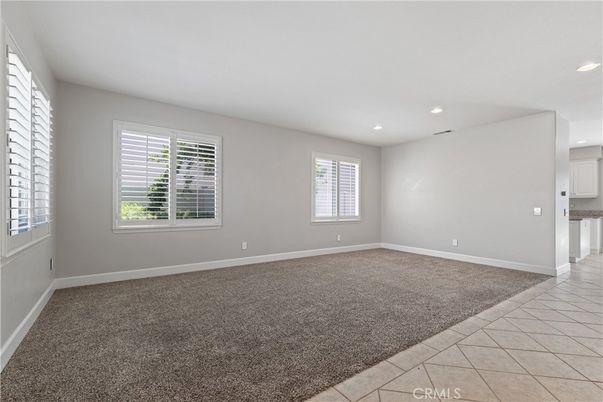 Empty room, Interior, Recessed Lighting