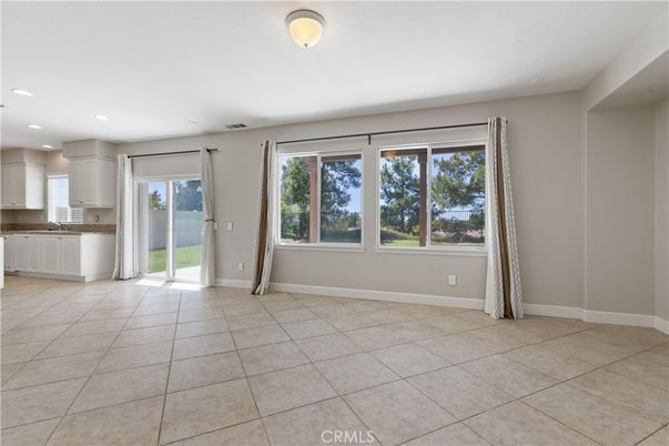 Empty room, Interior, Kitchen, Recessed Lighting