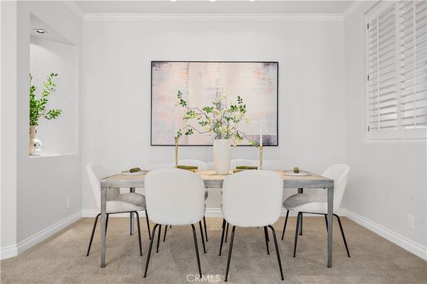 Dining room, Interior