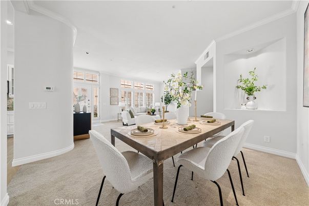 Dining room, Interior, Recessed Lighting