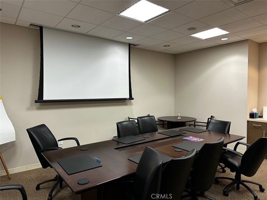 Interior, Projection Screen, Recessed Lighting