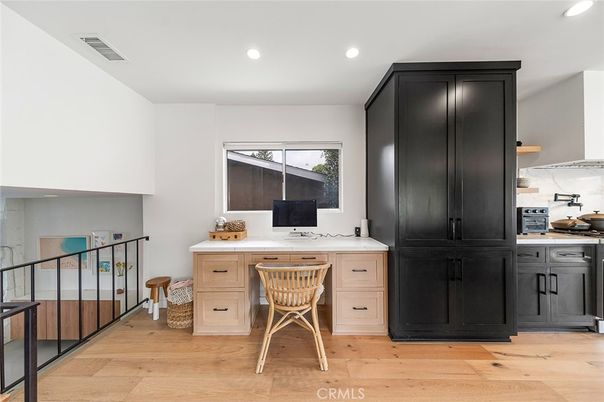 Home Office, Interior, Kitchen, Recessed Lighting, Wood Texture Flooring