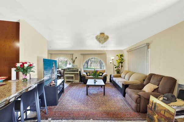 Interior, Kitchen, Living room, Pendant Lights, Stainless Steel Appliances