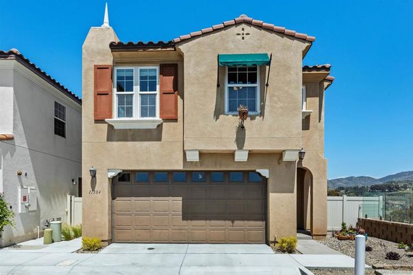 Attached, Exterior, Facade, Spanish Mediterranean