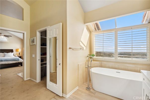 Bathroom, Bedroom, Free Standing Baths, Interior, Wood Texture Flooring