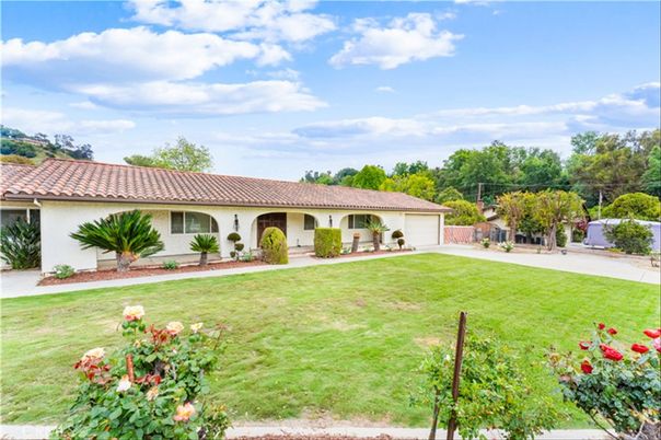 Attached, Backyard, Exterior, Facade, Ranch