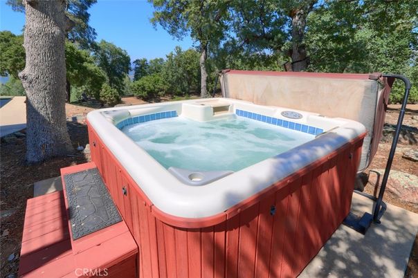 Exterior, Hot Tub