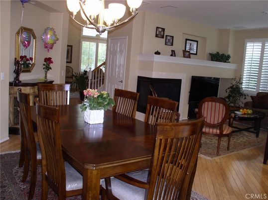Chandelier, Dining room, Fireplace, Interior, Wood Texture Flooring