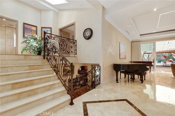 Interior, Piano, Recessed Lighting