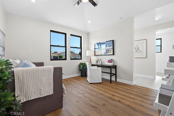 Home Office, Interior, Recessed Lighting, Wood Texture Flooring