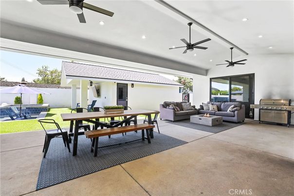 Exterior, Recessed Lighting