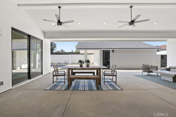 Exterior, Recessed Lighting