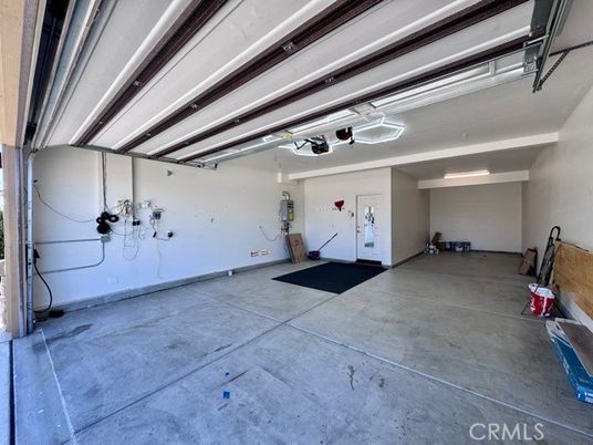Garage, Interior
