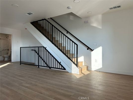 Interior, Recessed Lighting, Wood Texture Flooring