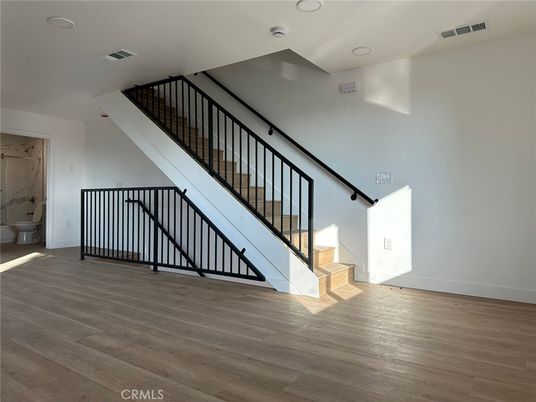 Interior, Recessed Lighting, Wood Texture Flooring