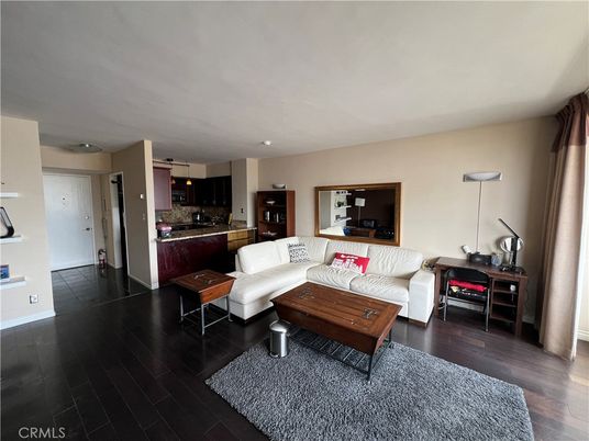Interior, Kitchen, Living room, Pendant Lights, Wood Texture Flooring