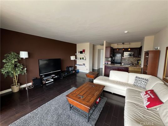 Interior, Kitchen, Living room, Pendant Lights, Stainless Steel Appliances, Wood Texture Flooring