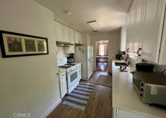Interior, Kitchen, Wood Texture Flooring
