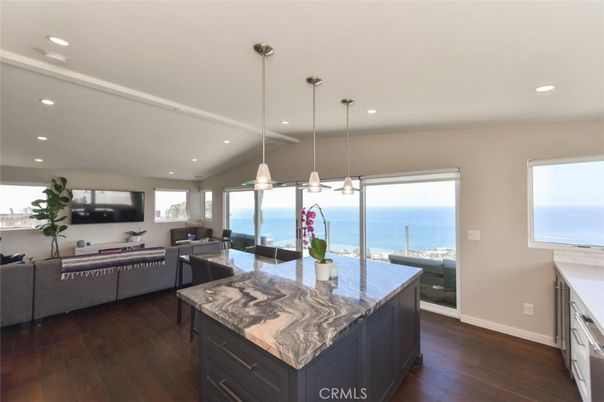 Interior, Kitchen, Pendant Lights, Recessed Lighting, Water, Wood Texture Flooring