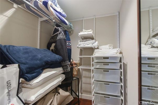 Interior, Walk-in Closets