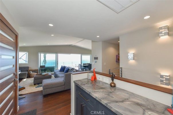 Interior, Living room, Recessed Lighting, Water, Wood Texture Flooring